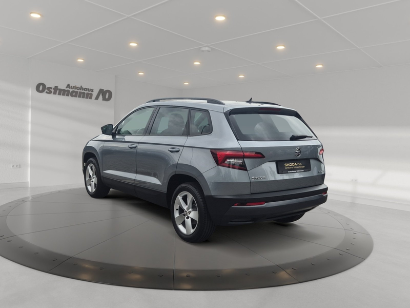 Skoda Karoq Style 110kw TSI DSG *AHK*NAVI*Rückfahrkamera — photo 4