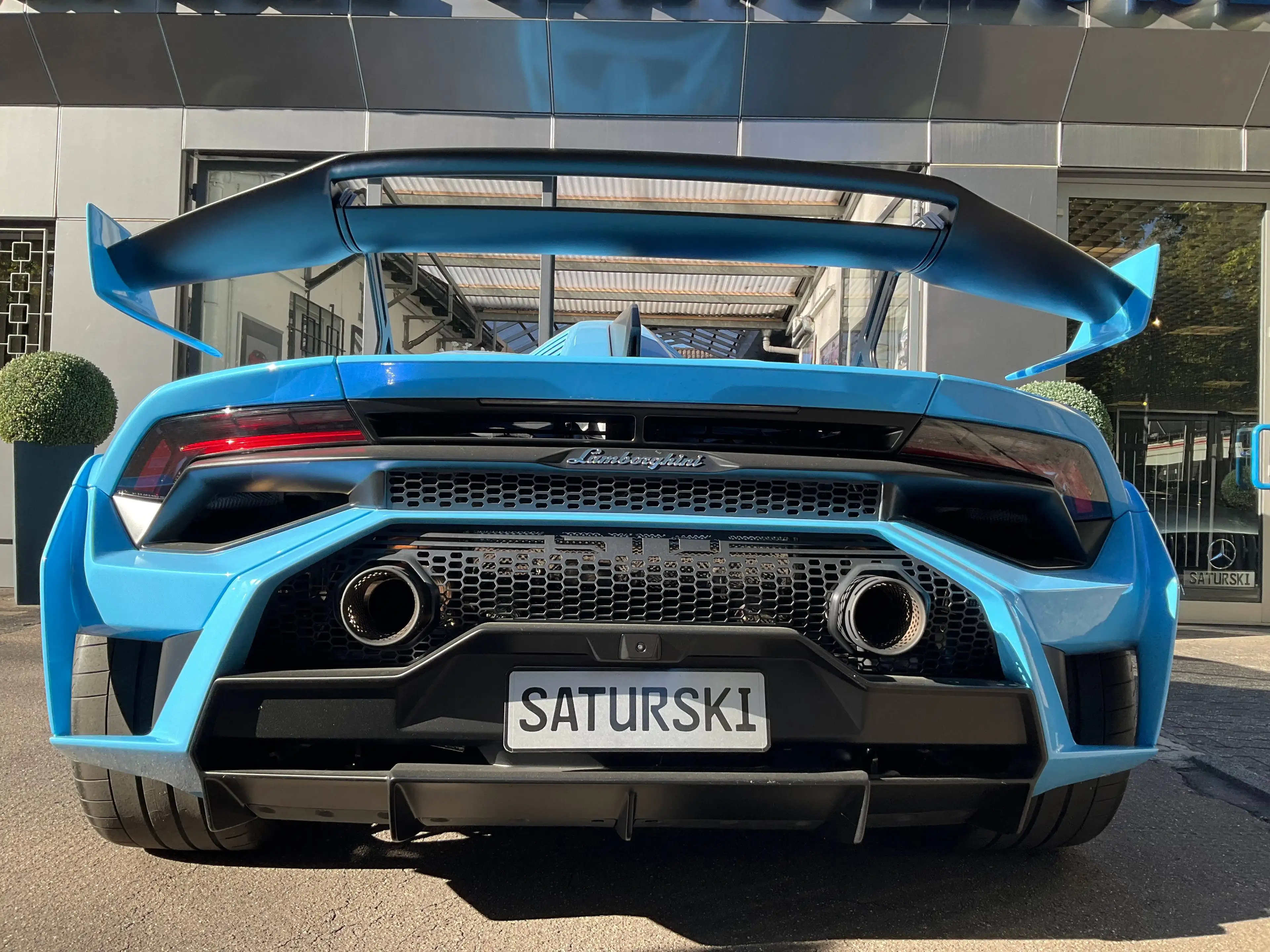Lamborghini Huracán STO 1.owner deutsche Auslieferung rare Blue Cepheus only 1200Km — photo 18