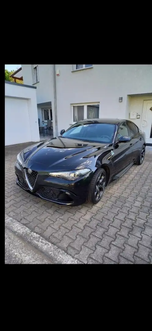 Alfa Romeo Giulia 2.9 V6 Bi-Turbo Quadrifoglio Schwarz - 2