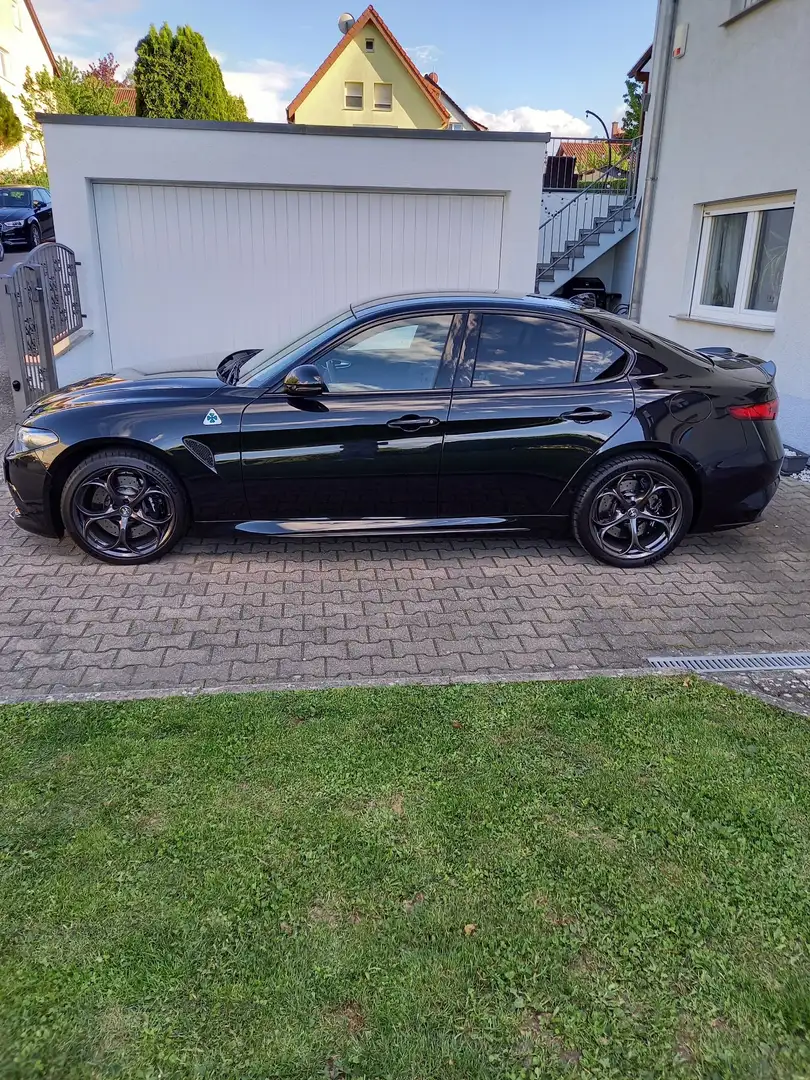 Alfa Romeo Giulia 2.9 V6 Bi-Turbo Quadrifoglio Schwarz - 1
