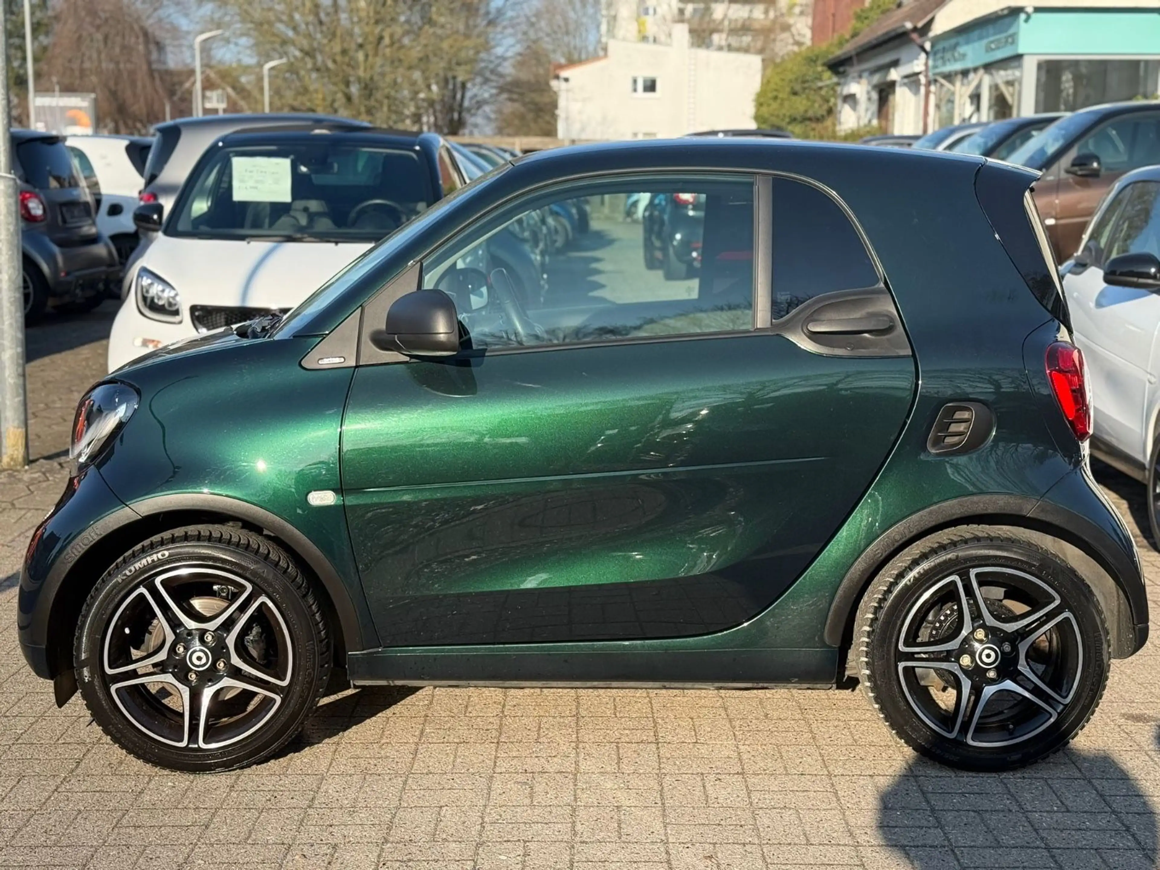 smart forTwo *PRIME*SPORTPAKET*PANO*BRITISH-GREEN*1HAND — photo 3