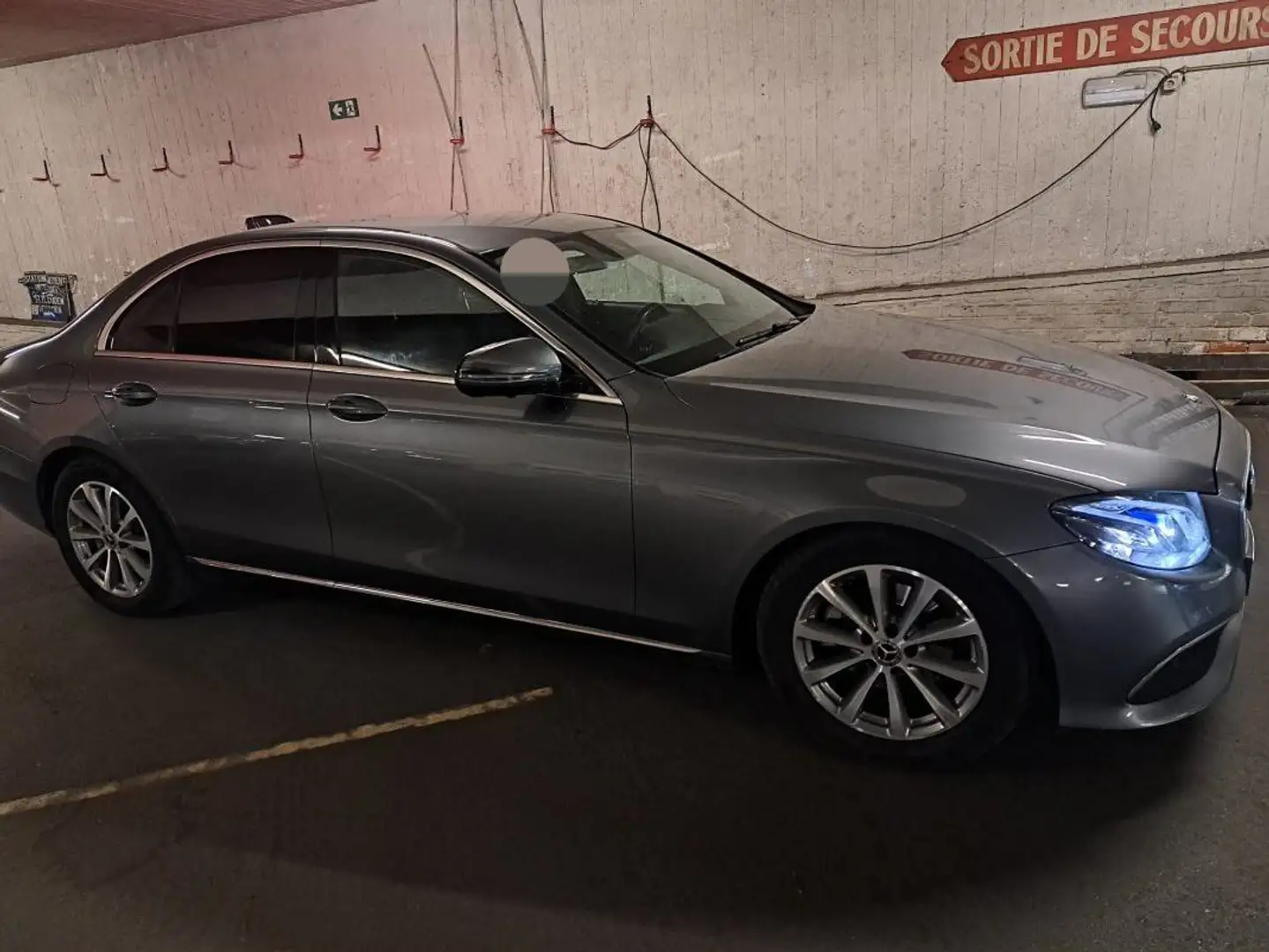 Mercedes-Benz E 200 E 200 d Grijs - 1