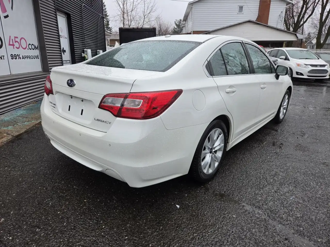 Subaru Legacy снимка Subaru Legacy