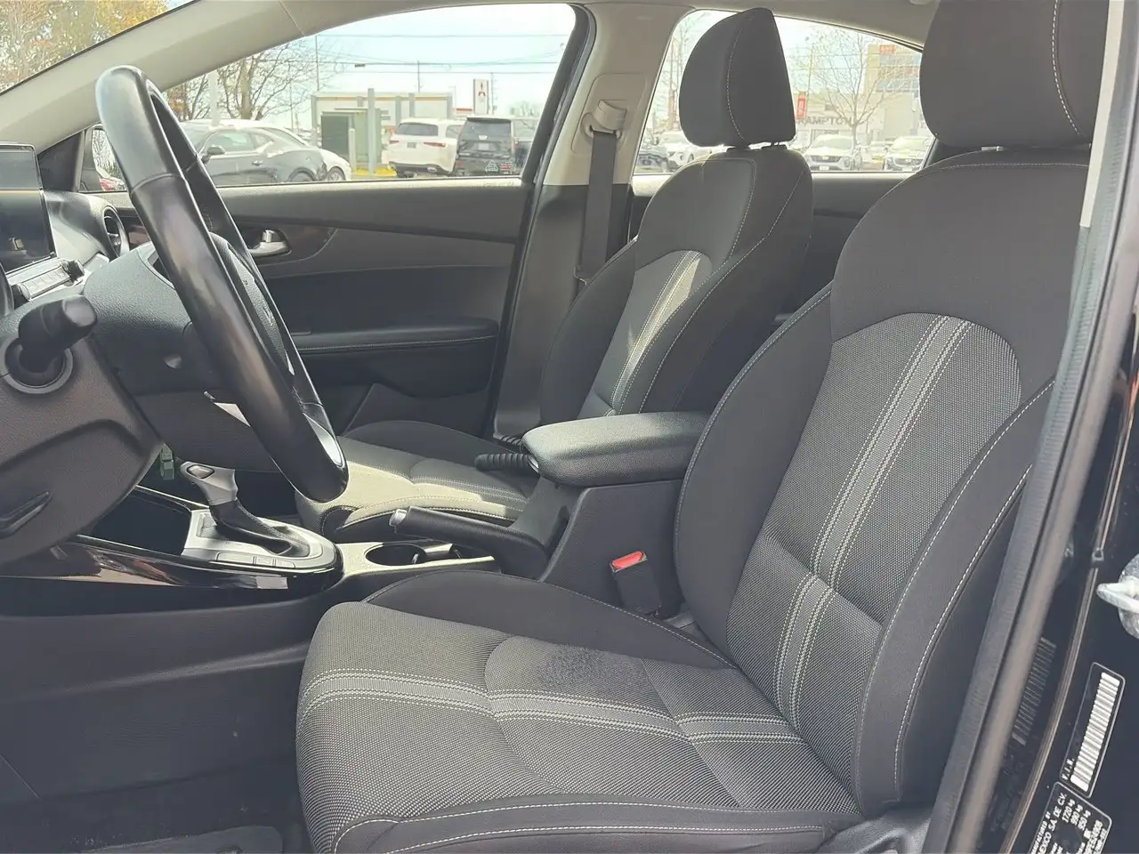 Kia Forte снимка Kia Forte