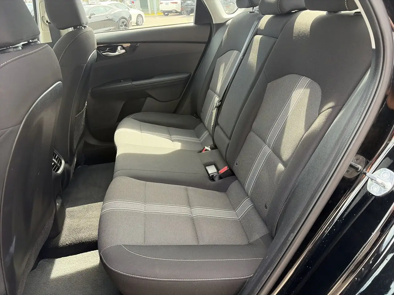 Kia Forte снимка Kia Forte