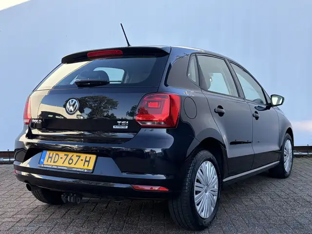 Volkswagen Polo view 11