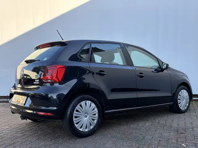 Volkswagen Polo view 12