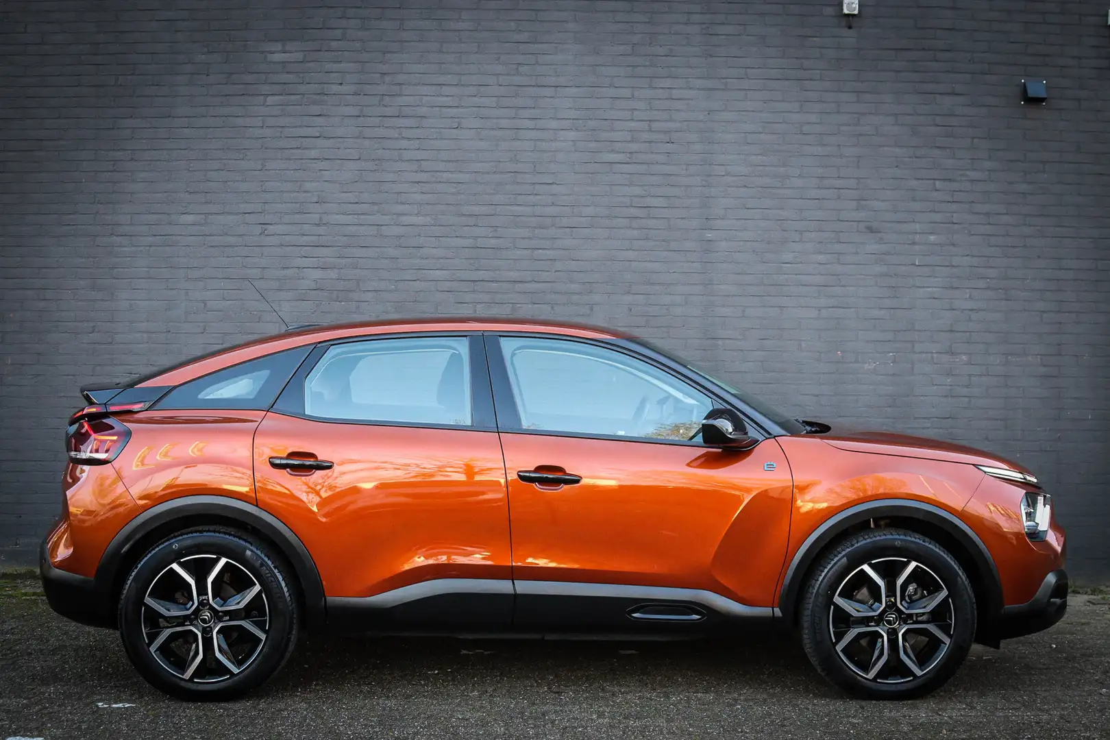 Citroen E-C4 Electric Feel 50 kWh Nu 16.950,- ! Oranje - 2