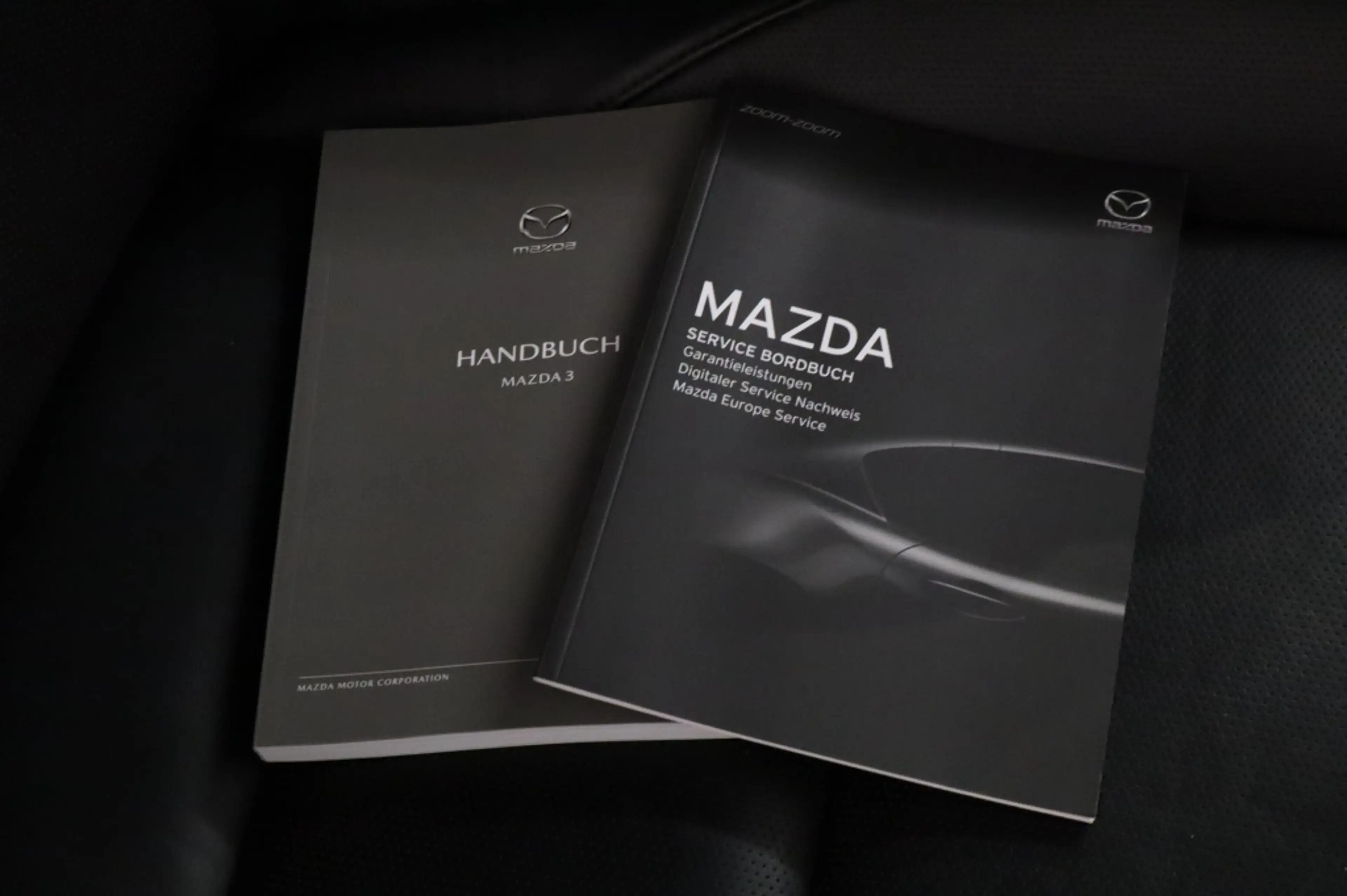 Mazda 3 Hatchback Skyactiv-G 122pk Luxury — photo 23