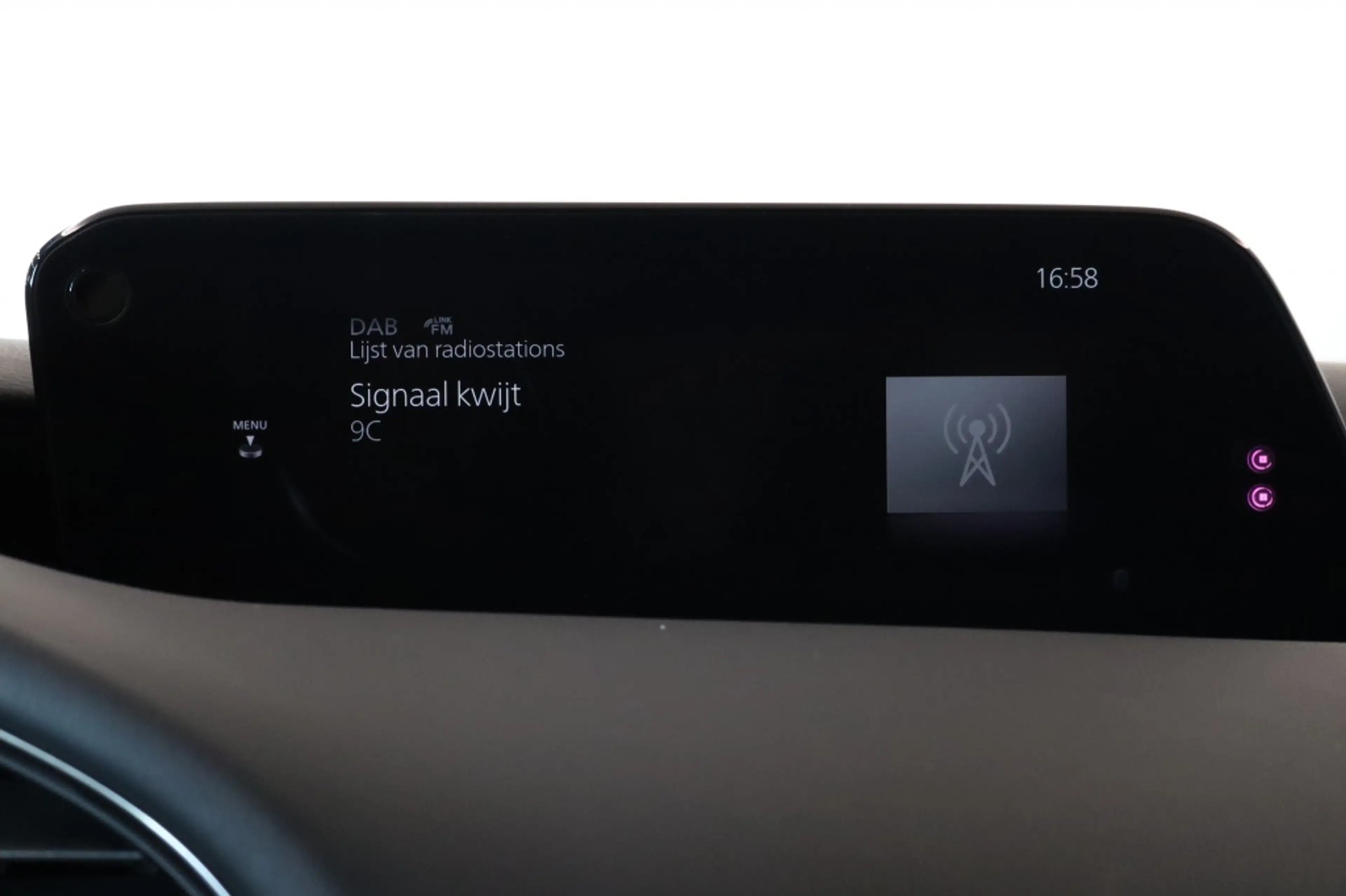 Mazda 3 Hatchback Skyactiv-G 122pk Luxury — photo 15