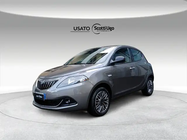 Lancia Ypsilon My23 1.0 Firefly 70 CvStart&Stop Hybrid Gold
