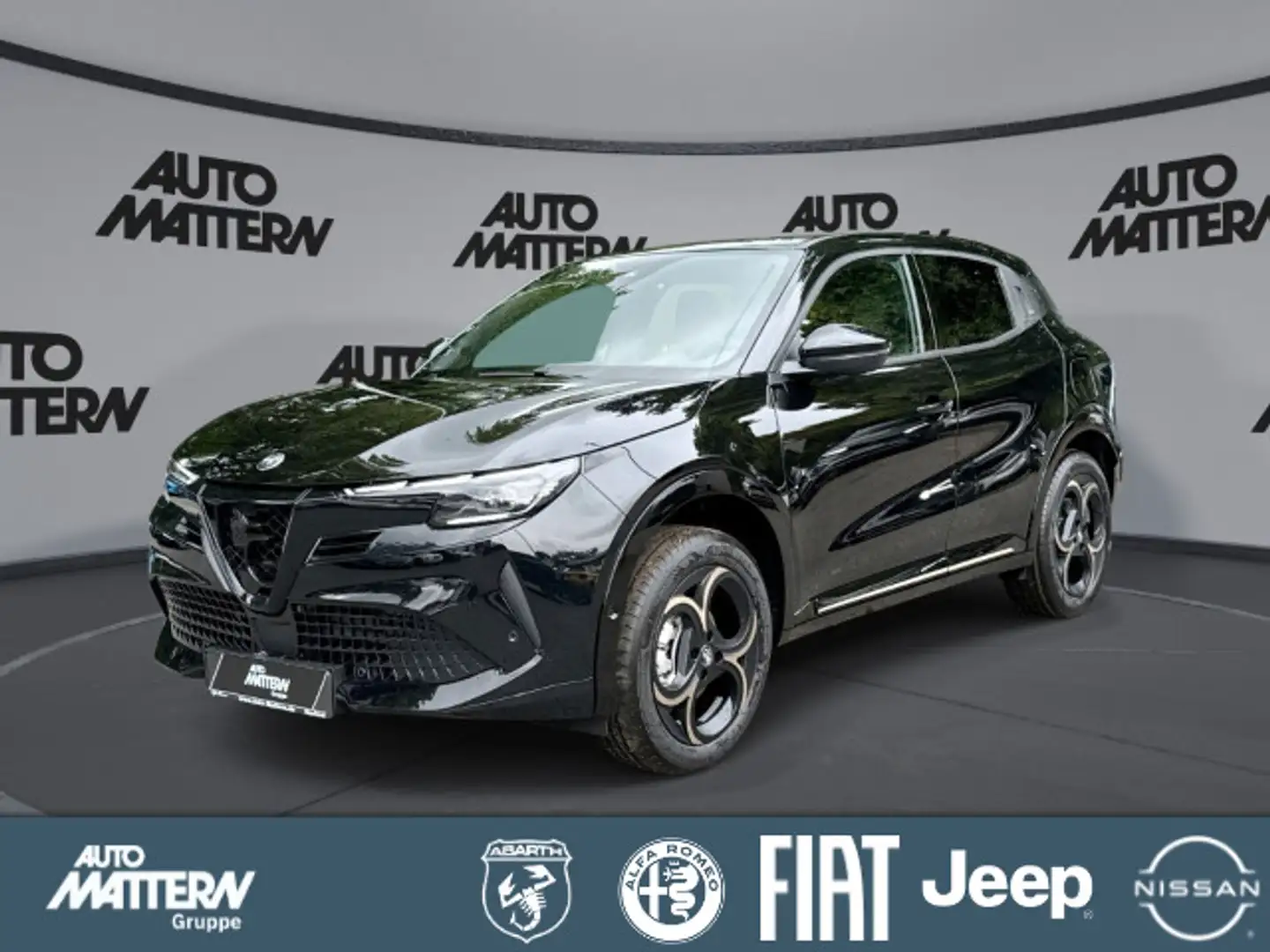 Alfa Romeo Junior 1.2 VGT Mild-Hybrid Intensa Noir - 1