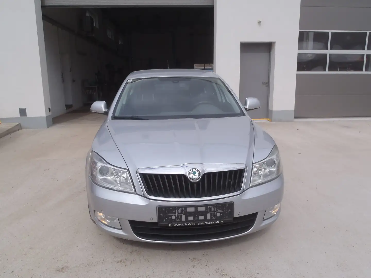 Skoda Octavia Octavia 1,6 Elegance TDI CR DPF Elegance Grau - 1