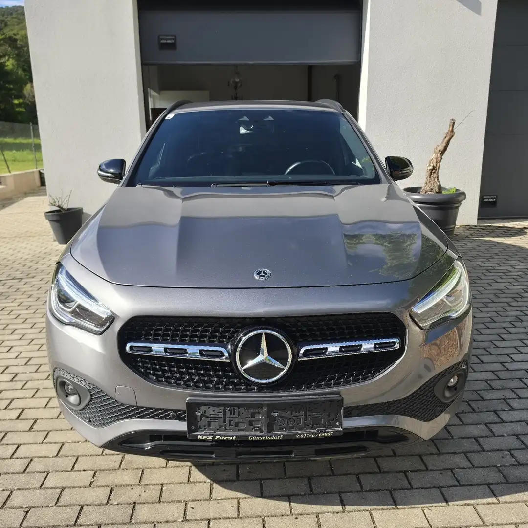Mercedes-Benz GLA 200 d 4MATIC Aut. - 1