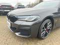 BMW 540 i xDrive Touring M Sport/HUD/StandHZG/AHK Grau - thumbnail 6