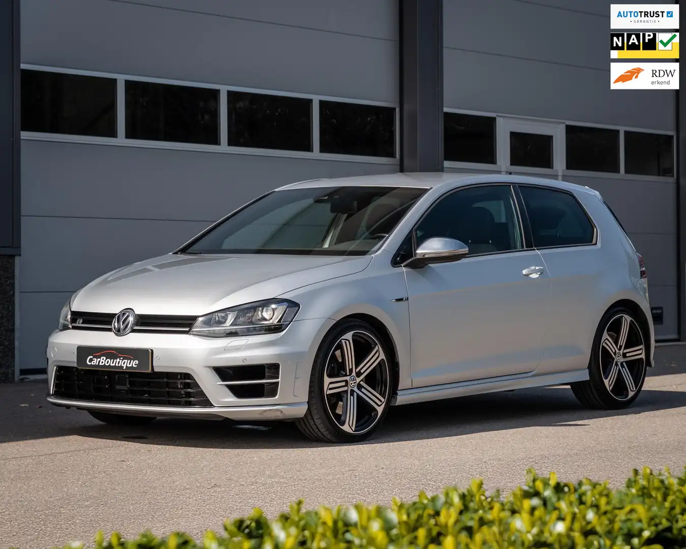 Volkswagen Golf 2.0 TSI R 4Motion I NAP I NL Auto I 2de eigenaar I Gris - 1