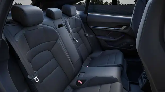 Porsche Taycan view 10