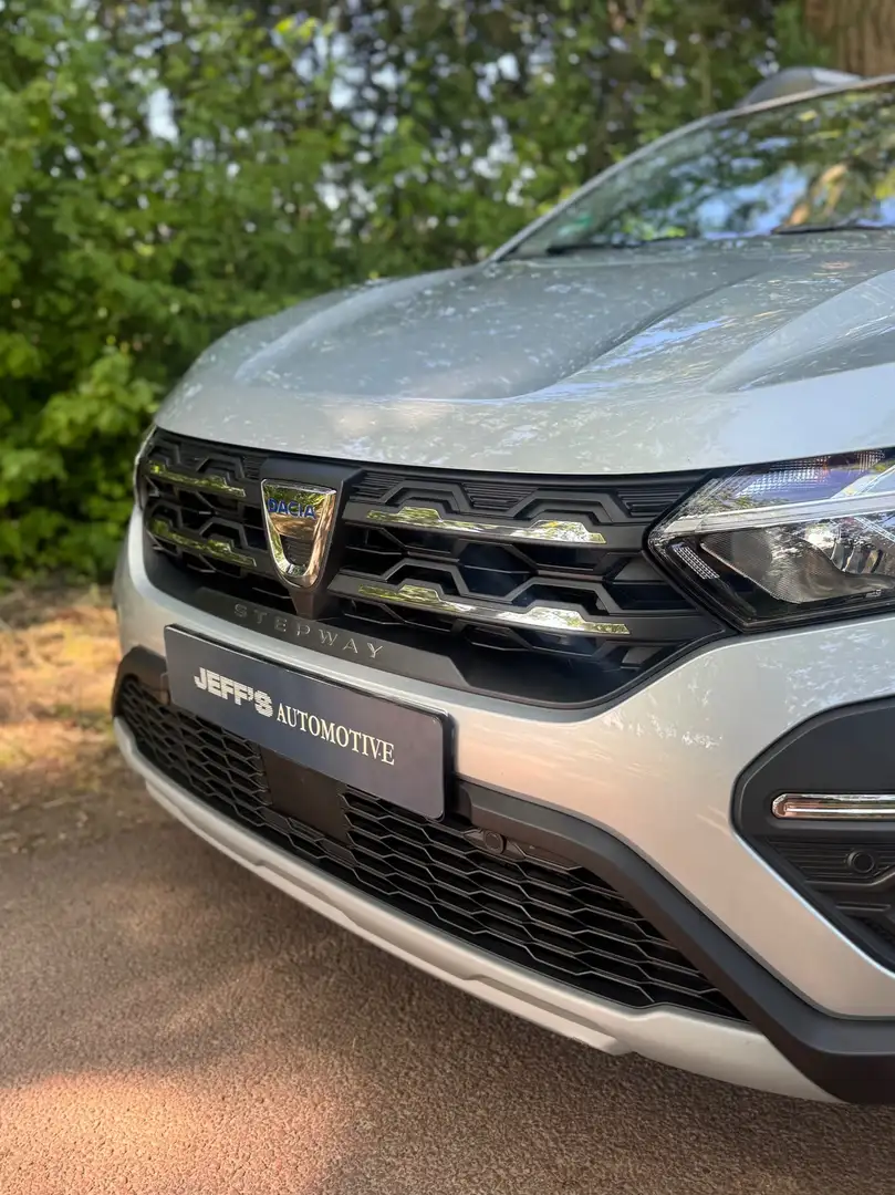 Dacia Sandero Stepway 1.0 TCe 90 Comfort Gris - 2