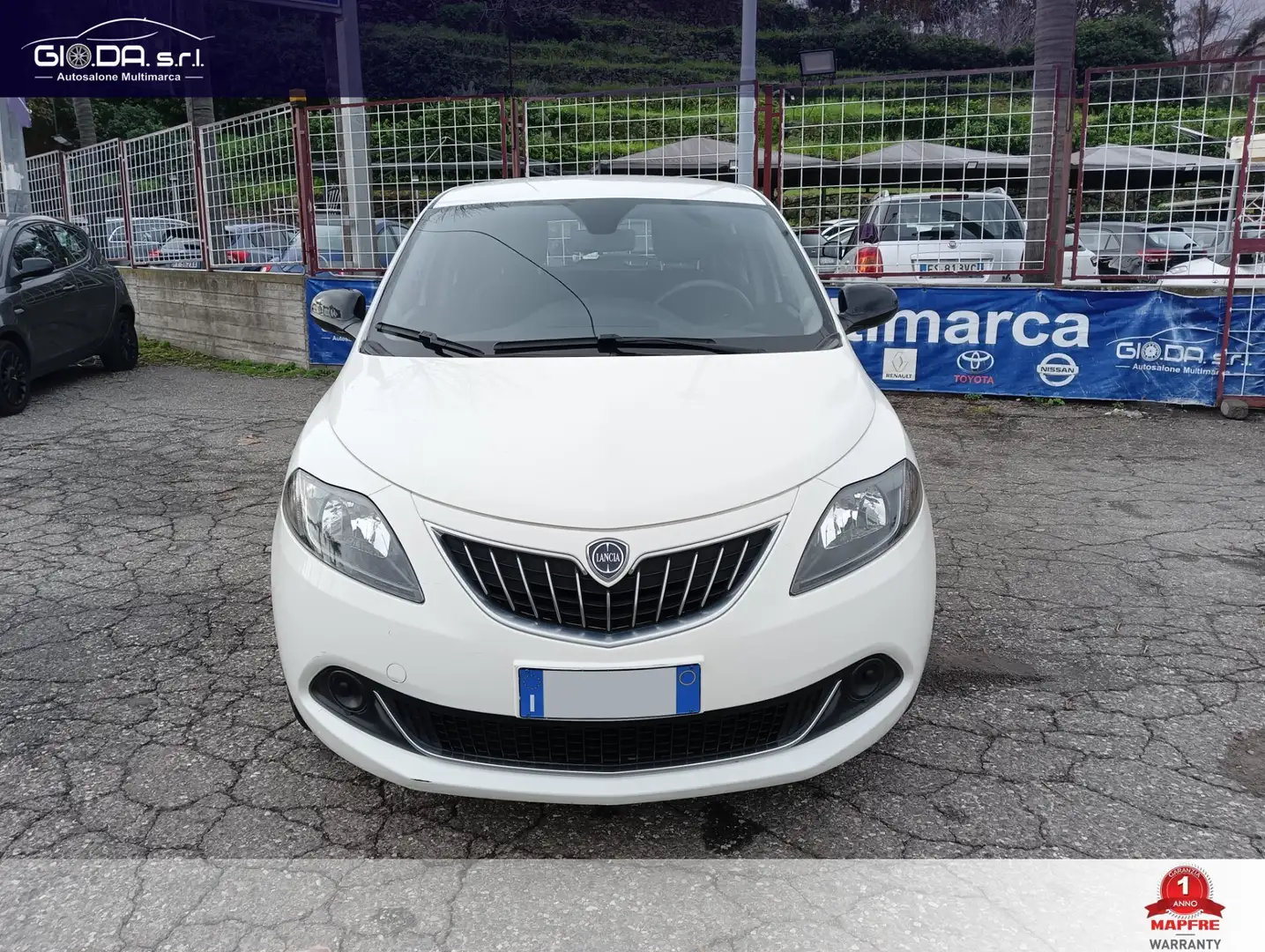Lancia Ypsilon 1.0 FireFly 5 porte S&S Hybrid Ecochic Silver Blanc - 2