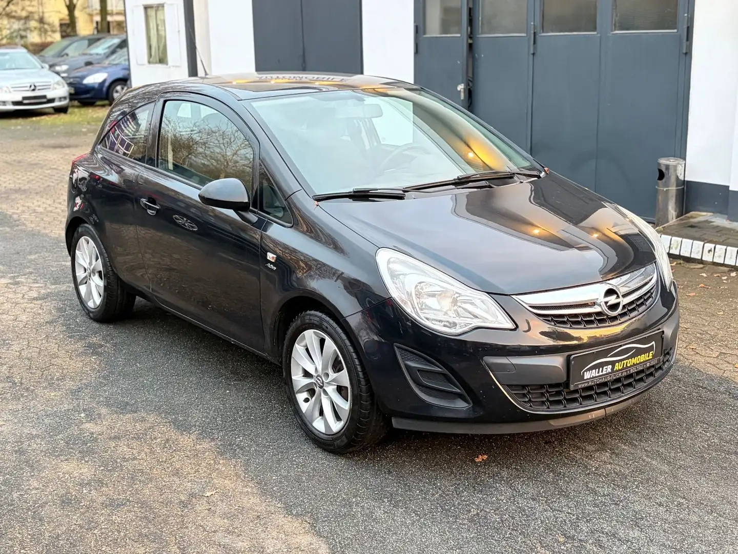 Opel Corsa D 1.4 Active EURO 5 / TEMPOMAT / ALUFELGEN Schwarz - 1
