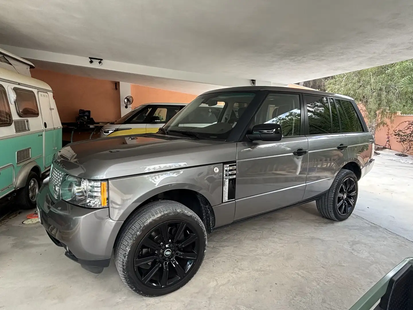 Land Rover Range Rover TDV8 Vogue - 2