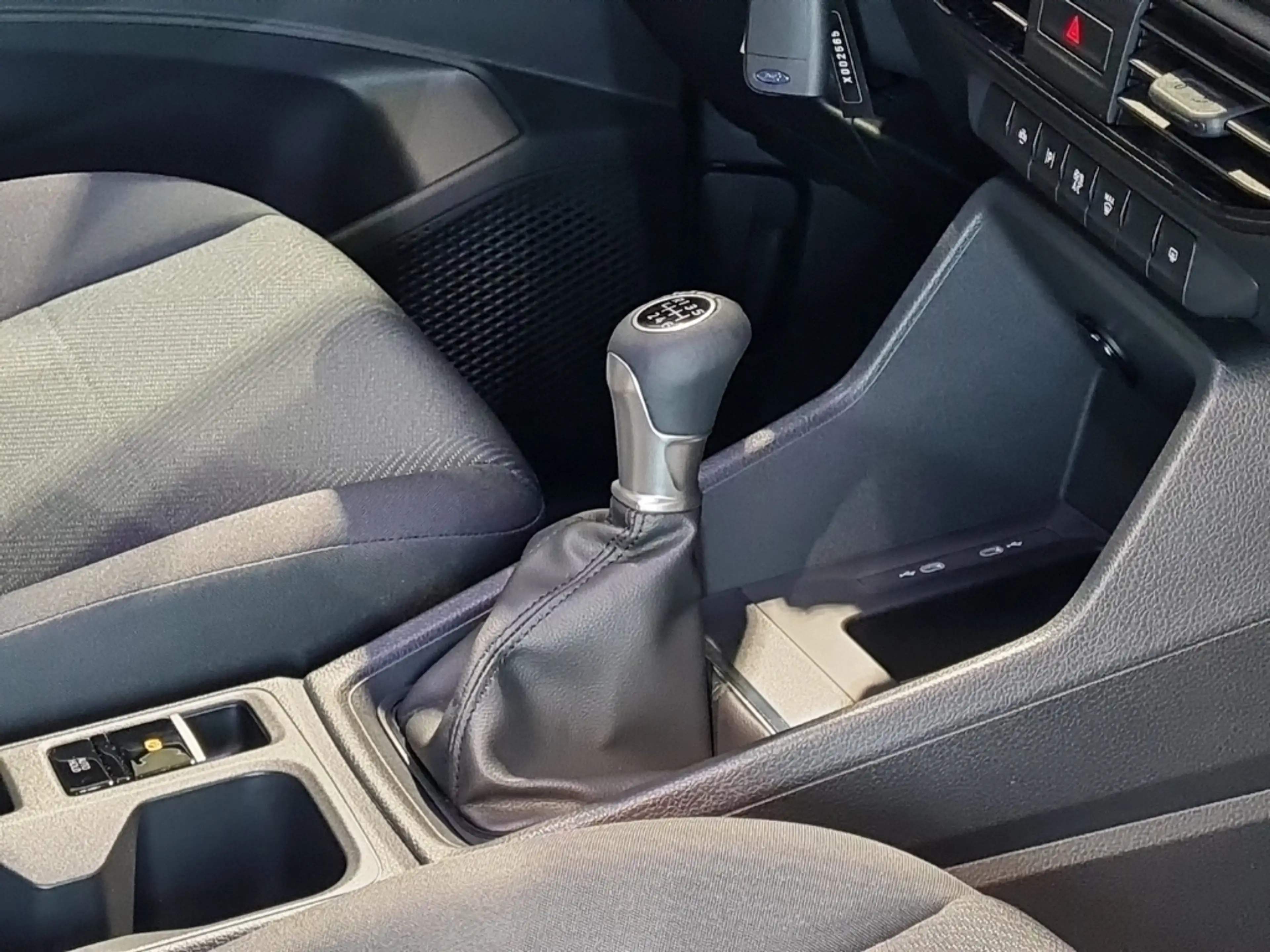 Ford Tourneo Connect L2-Trend "AMF Rollstuhl-Umbau" — photo 8