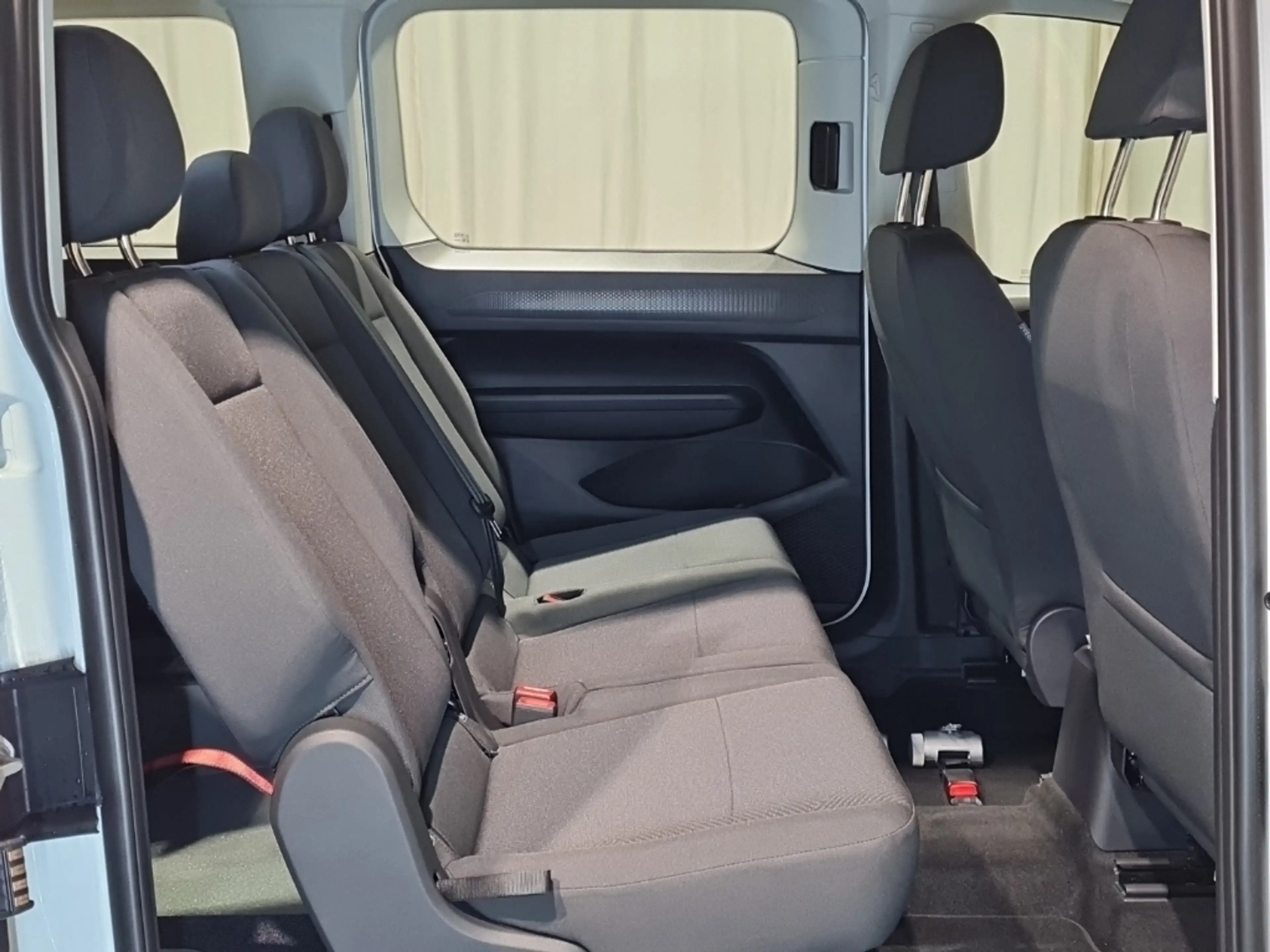 Ford Tourneo Connect L2-Trend "AMF Rollstuhl-Umbau" — photo 9