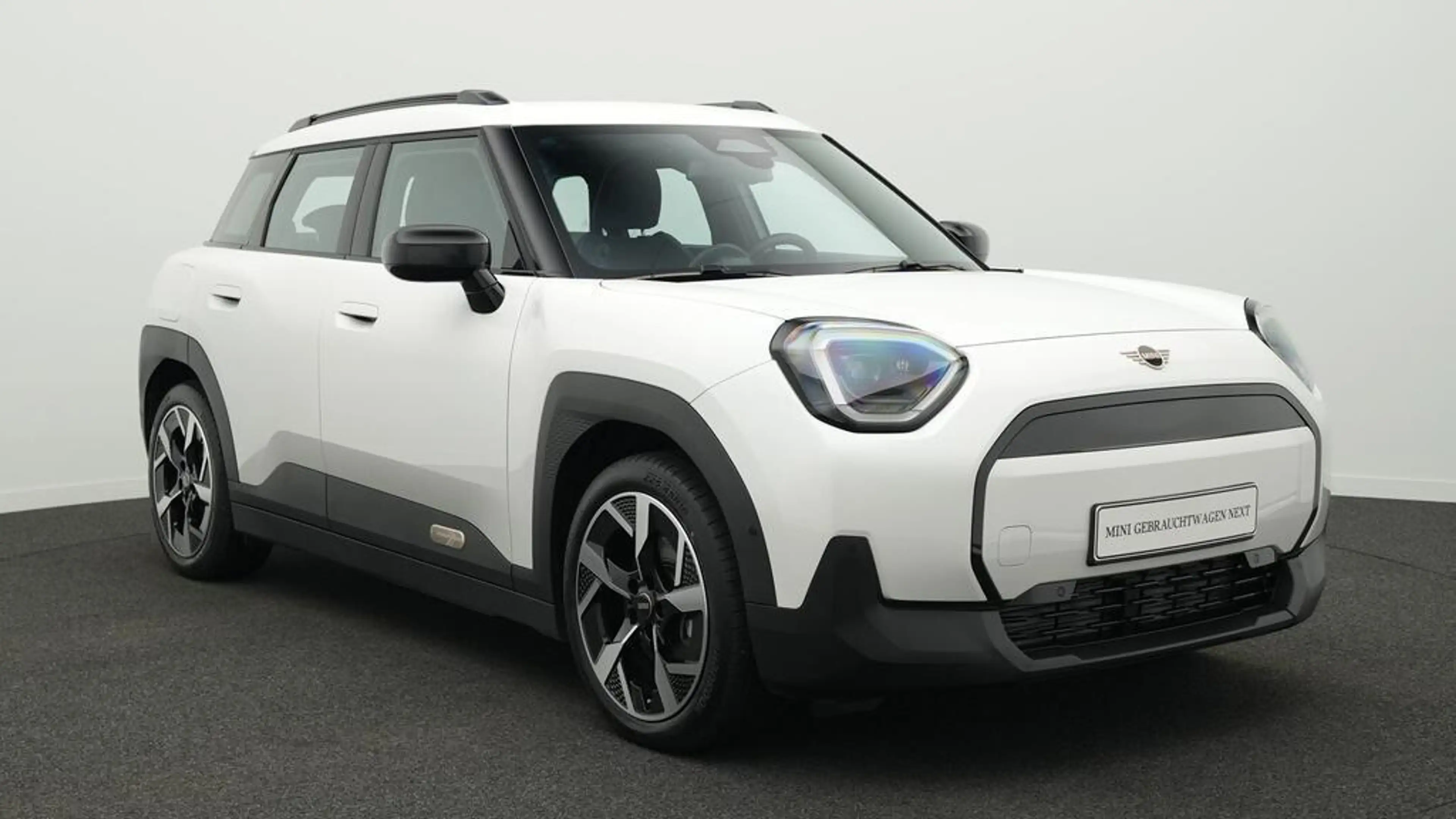 MINI Aceman Classic Trim — photo 14