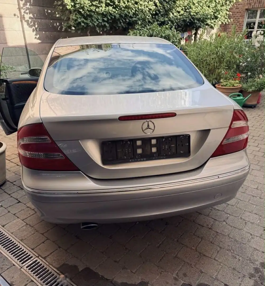 Mercedes-Benz 200 Elegance Сірий - 2