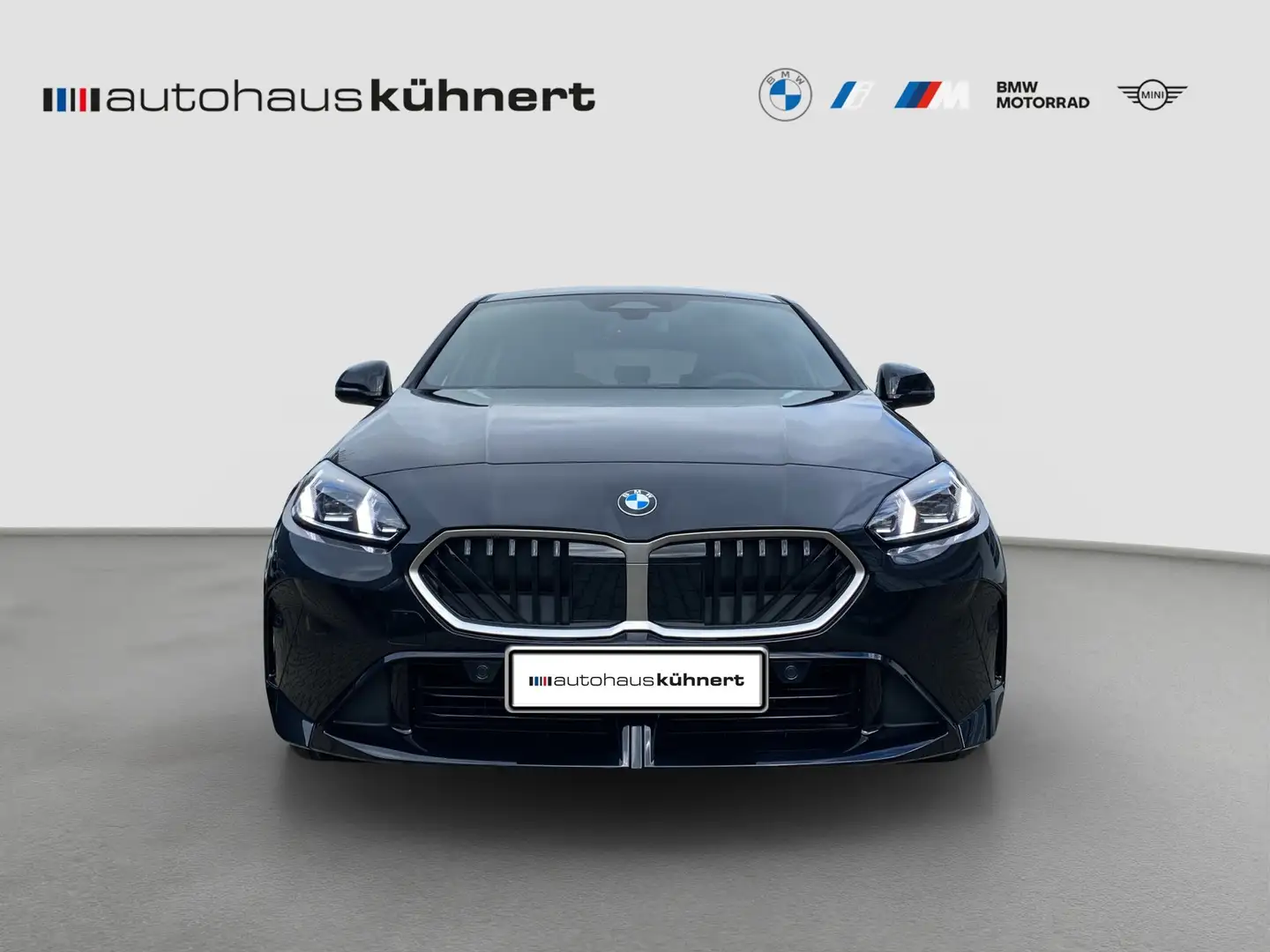 BMW 118 d ///M-Sport SpurAss HiFi Navi RFK AUT Schwarz - 2