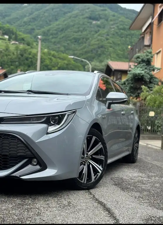 Toyota Corolla 2021 из Европы — купить под ключ