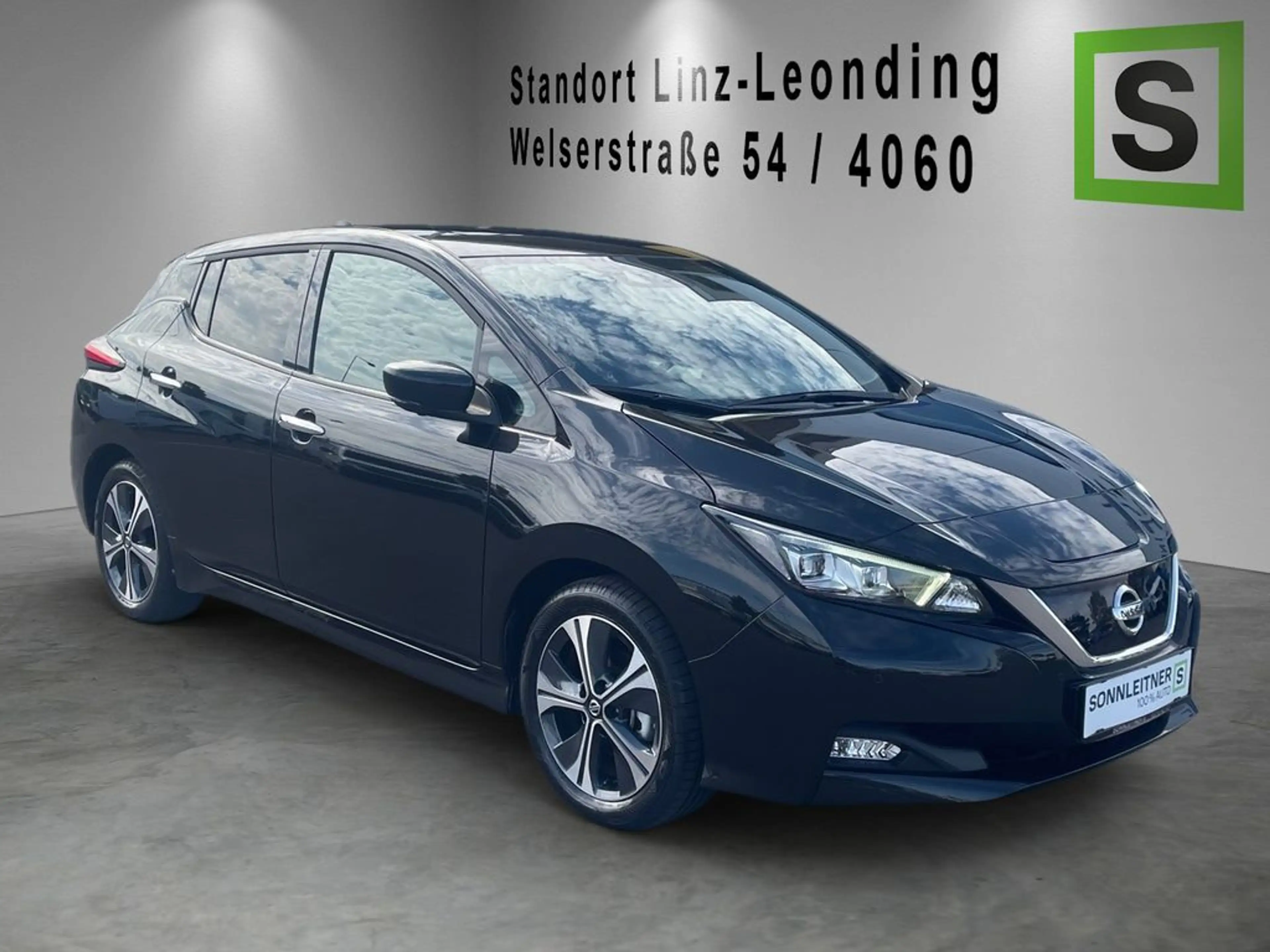 Nissan Leaf LEAF (ZE1) N-Connecta MY21 Option Option: Winterpaket Option: LED — photo 4