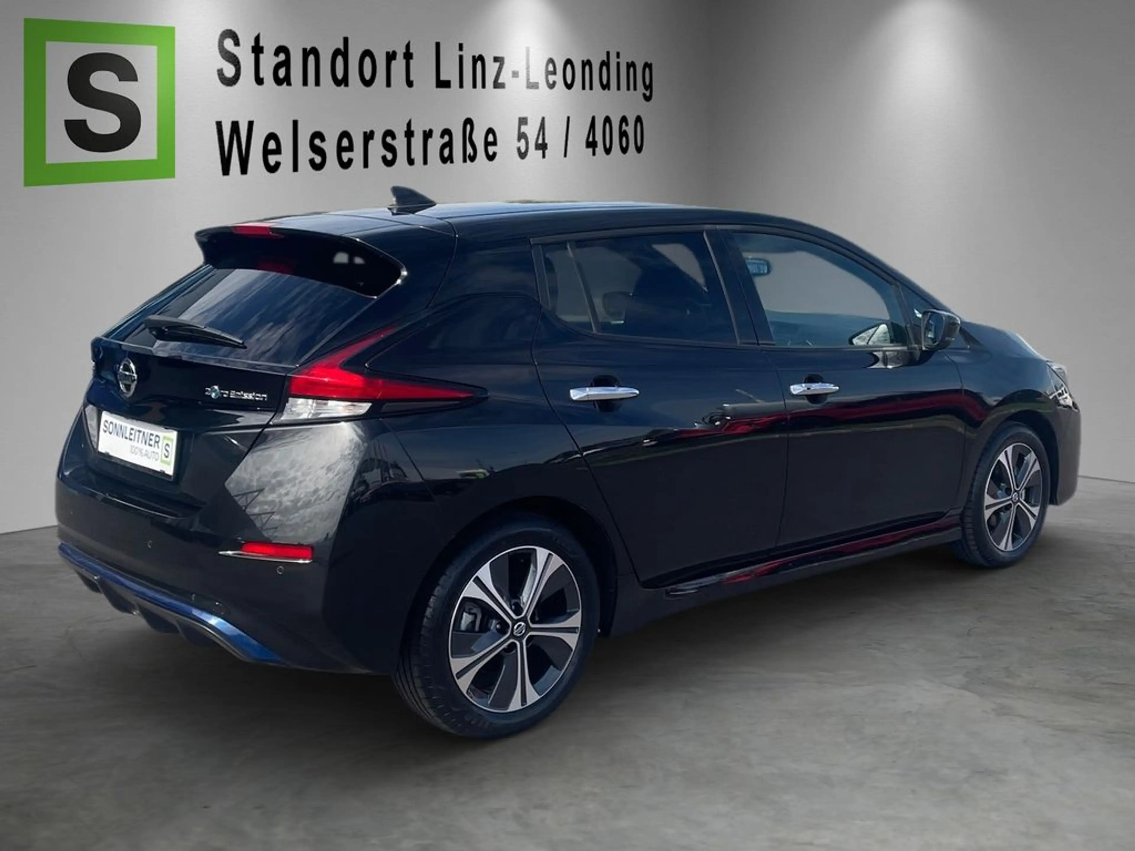 Nissan Leaf LEAF (ZE1) N-Connecta MY21 Option Option: Winterpaket Option: LED — photo 3