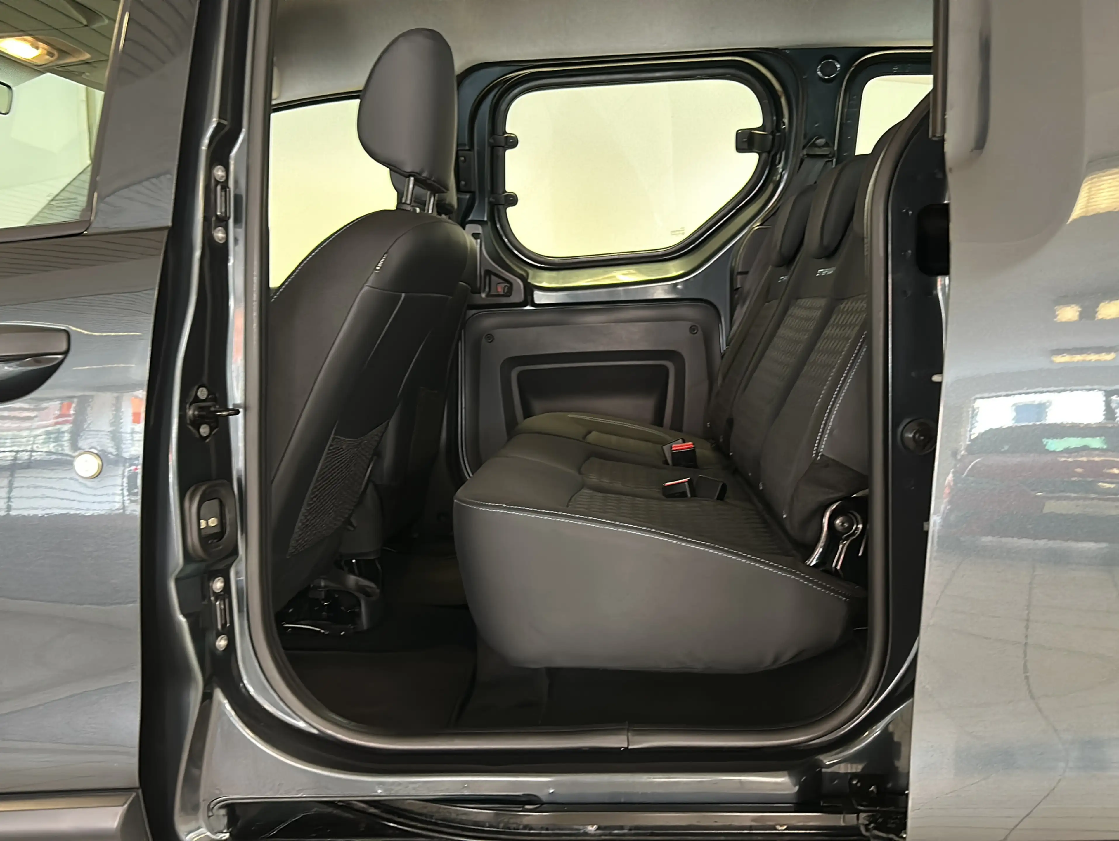 Dacia Dokker 1.2 Stepway TCe115|Klima|Navi|TüV NEU — photo 13