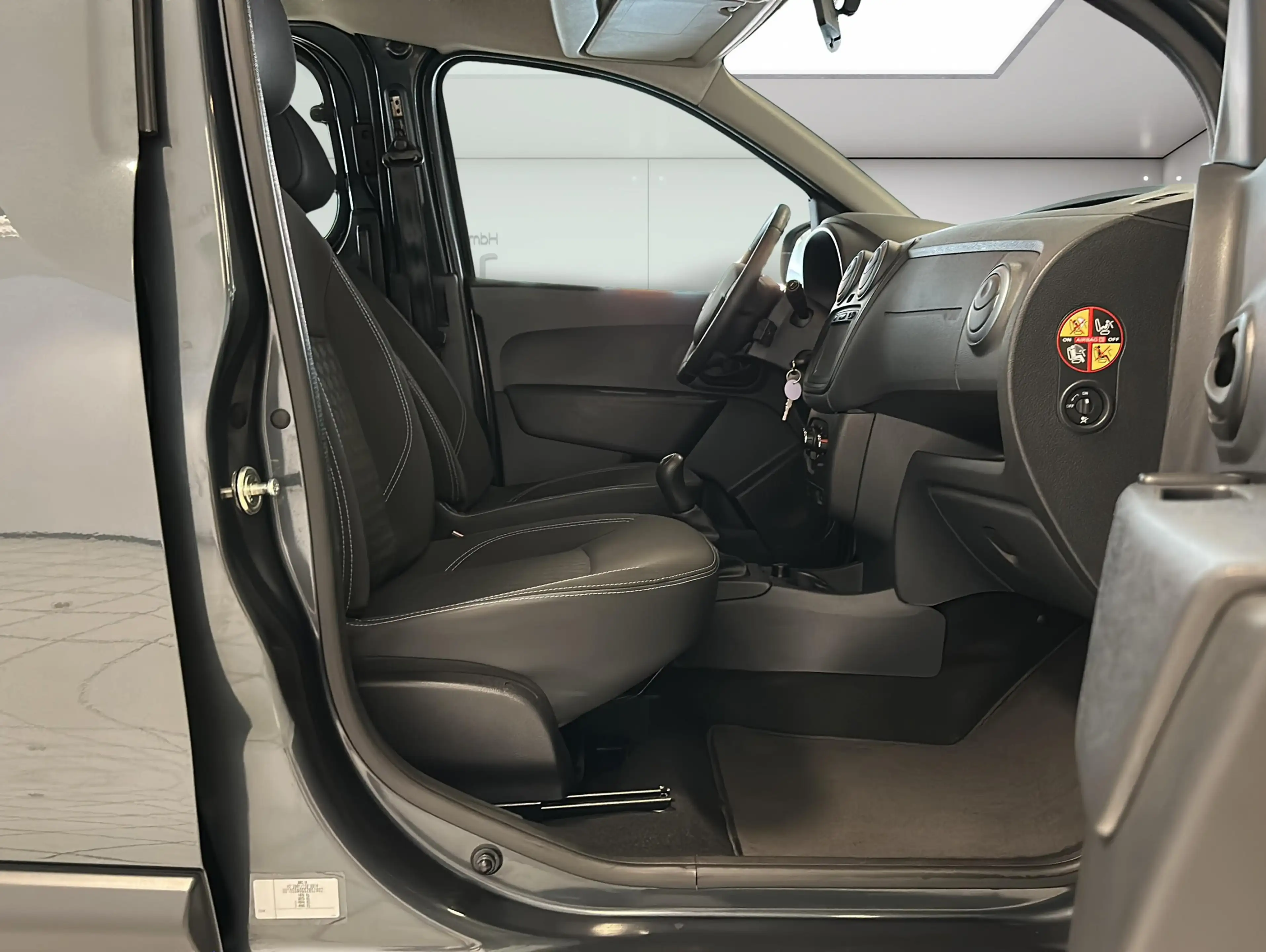 Dacia Dokker 1.2 Stepway TCe115|Klima|Navi|TüV NEU — photo 14