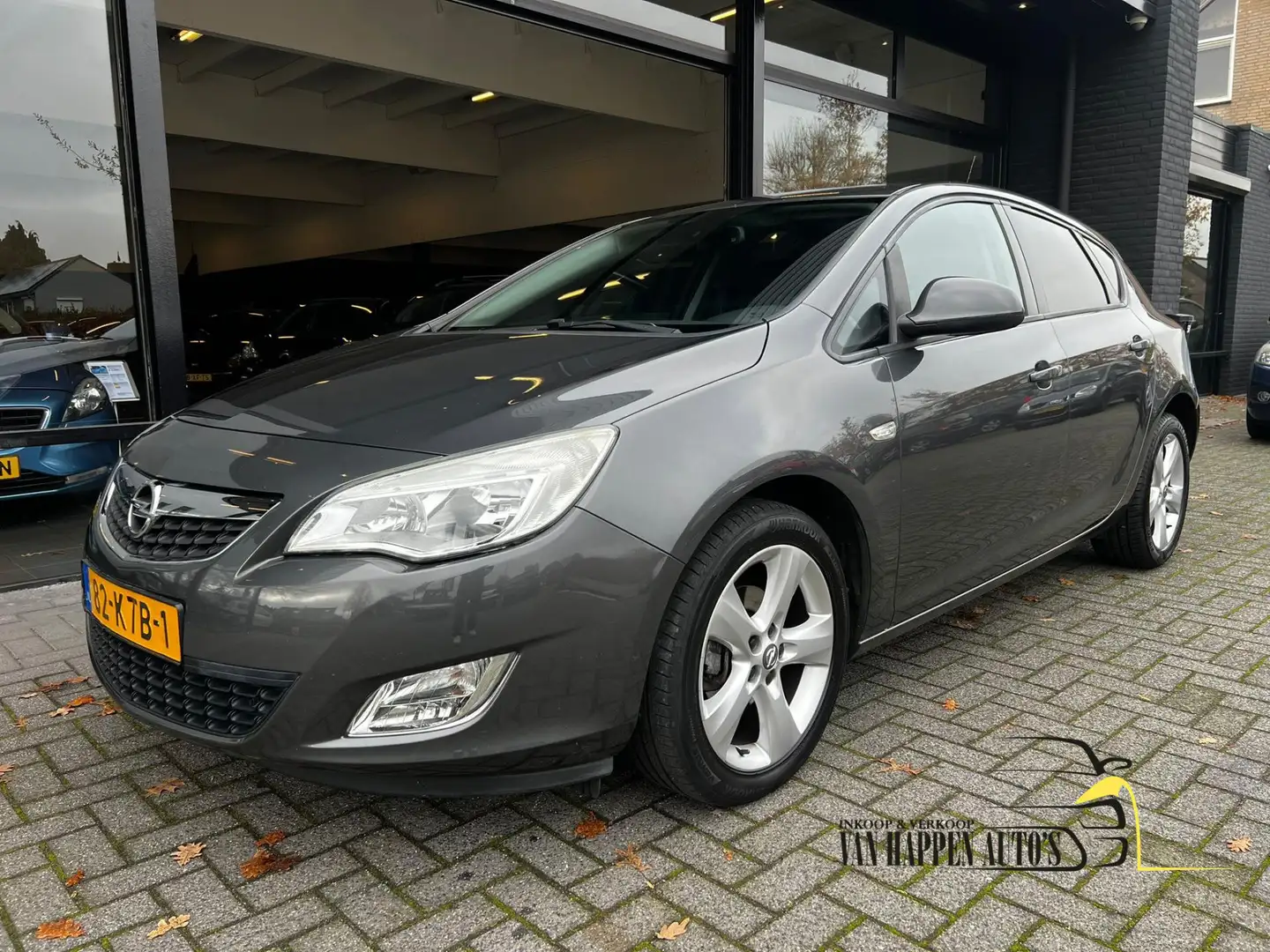 Opel Astra 1.6 Edition Grijs - 1