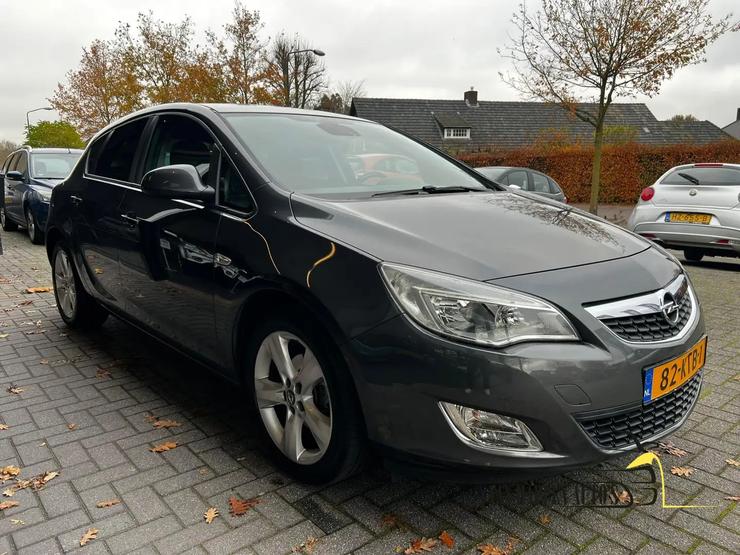 Opel Astra 1.6 Edition Grijs - 2