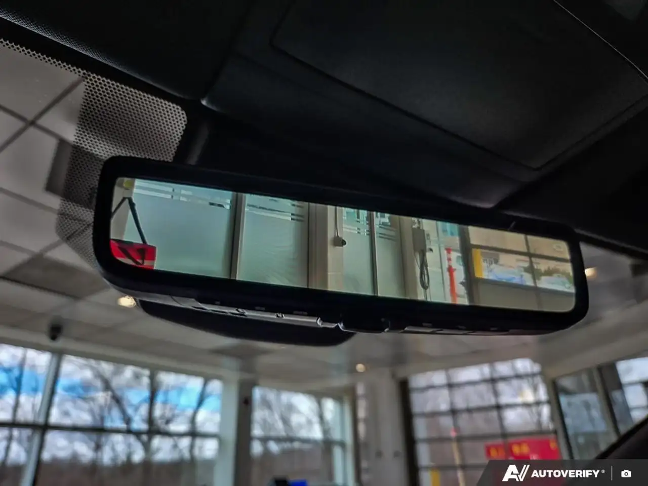 Lexus RZ снимка Lexus RZ
