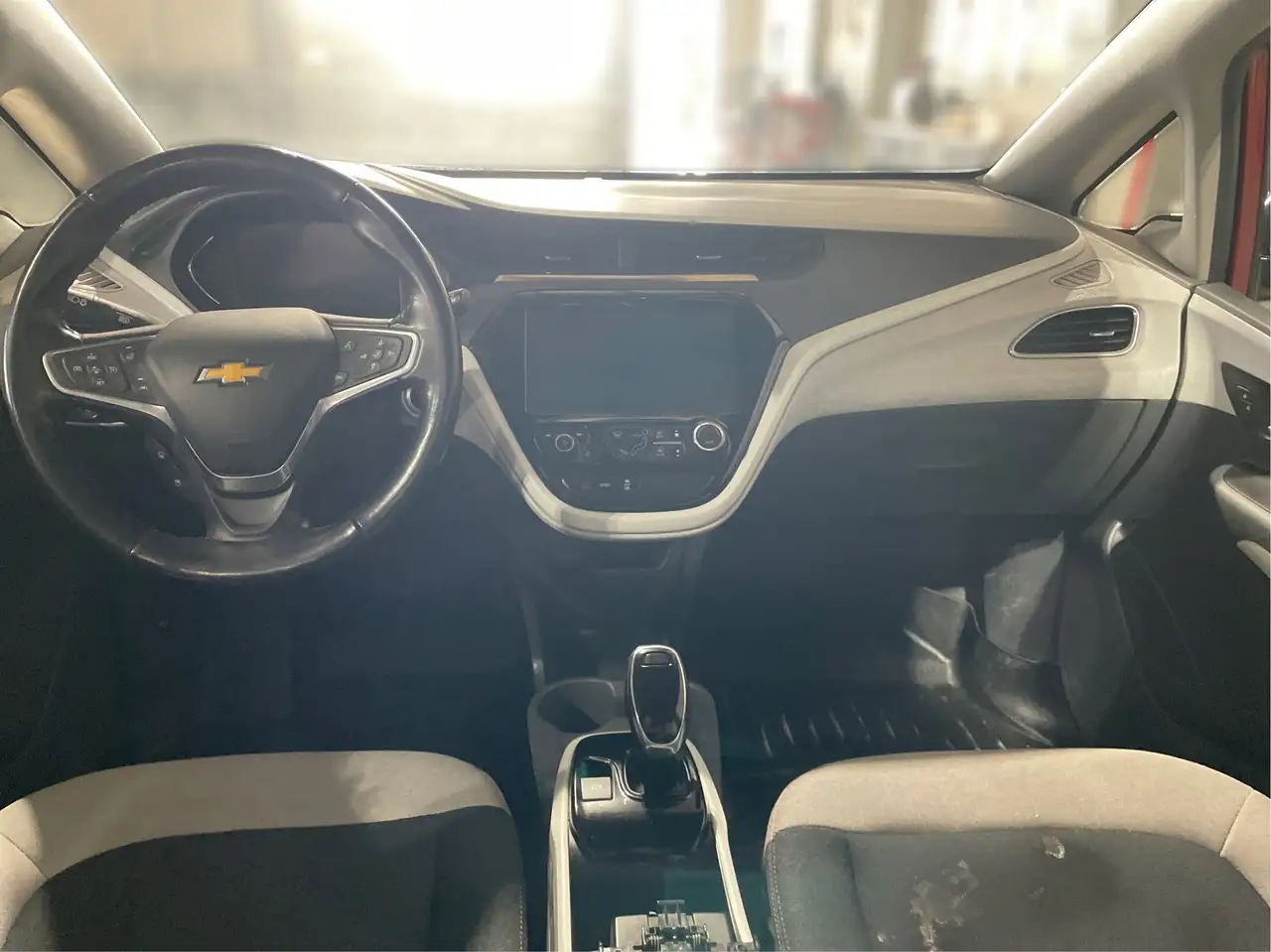 Chevrolet Bolt снимка Chevrolet Bolt