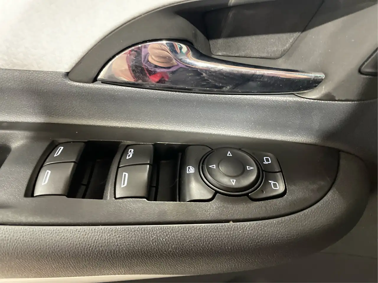 Chevrolet Bolt снимка Chevrolet Bolt
