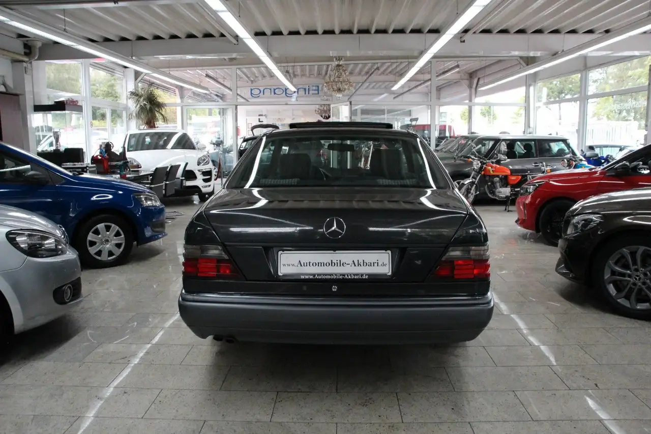 Mercedes-Benz E 320 Coupe Automatik W124 *H-Zulassung*, foto 6