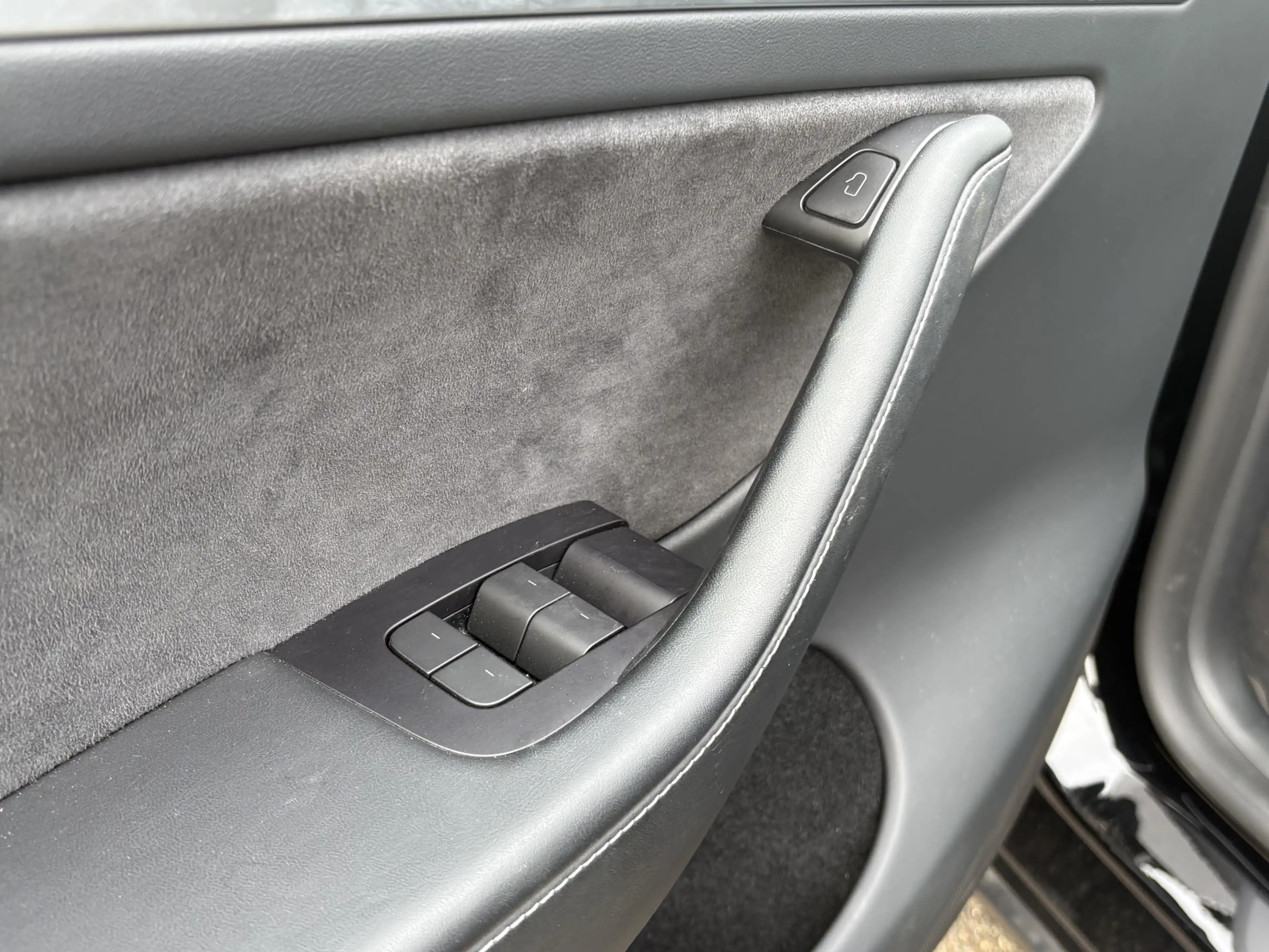 Tesla Model Y Long Range AWD 75 kWh VAN:40.900,- VOOR:37.440,- U — photo 19