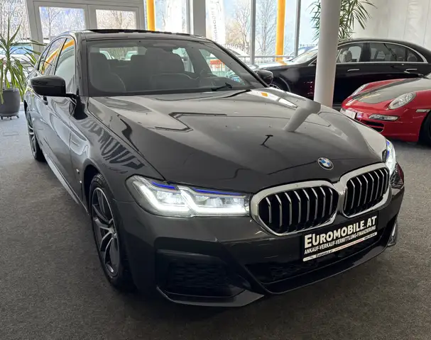 BMW 530 d xDrive M Sport RFK*SCHIEBED.*AHK*TOTW.*LASER*ACC Ansicht 10