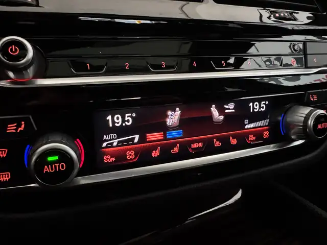 BMW 530 d xDrive M Sport RFK*SCHIEBED.*AHK*TOTW.*LASER*ACC Ansicht 34