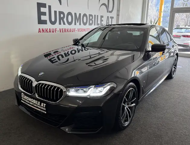 BMW 530 d xDrive M Sport RFK*SCHIEBED.*AHK*TOTW.*LASER*ACC Ansicht 1