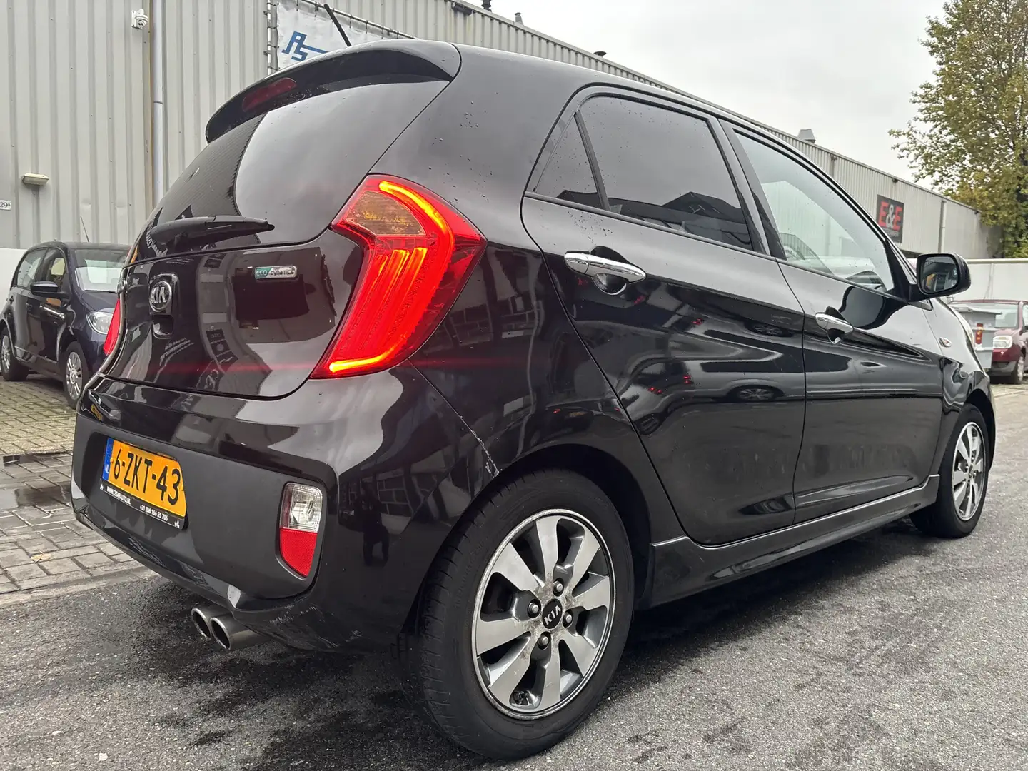 Kia Picanto 1.0 CVVT X-treme 5 DEURS / 102 DKM / DEALER ONDERH Noir - 2