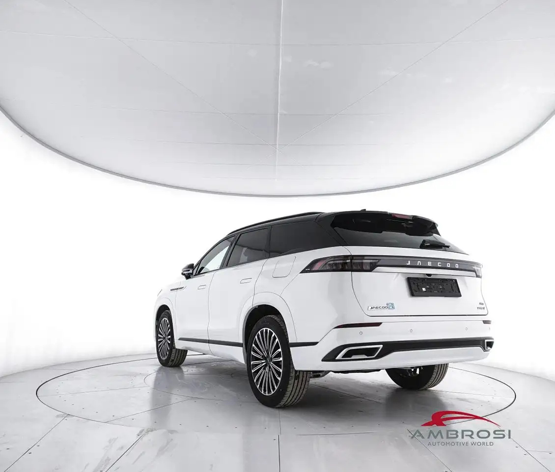 Jaecoo J8 2026