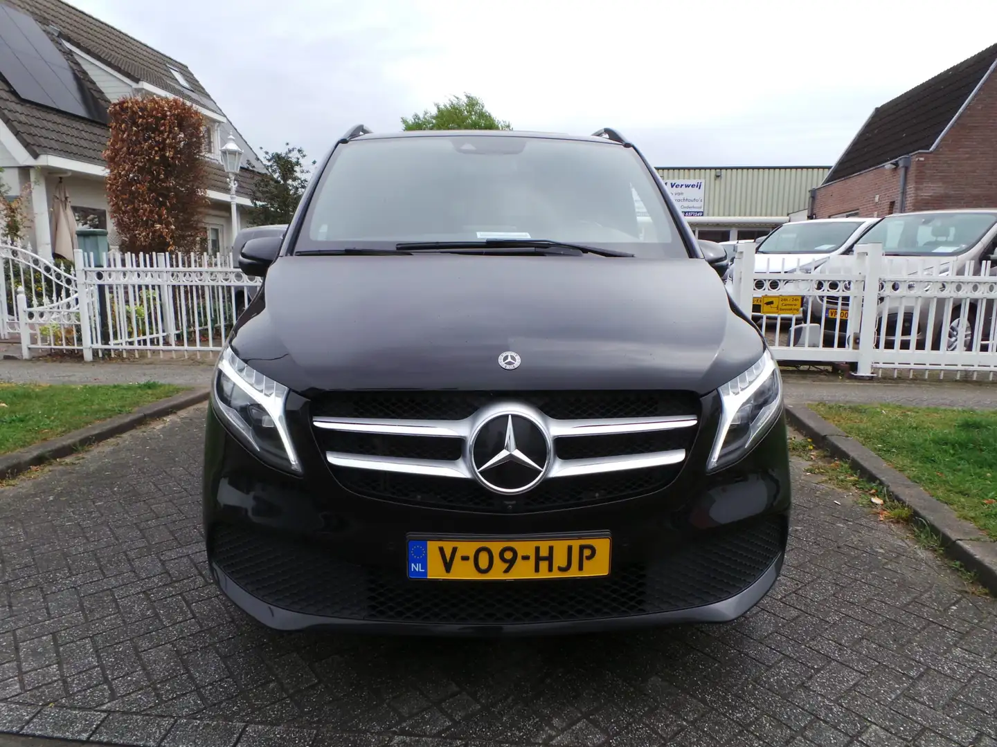 Mercedes-Benz V 250 250d 4-MATIC L2 DC Standkachel,Gr-Navi,Burmester,E Zwart - 2