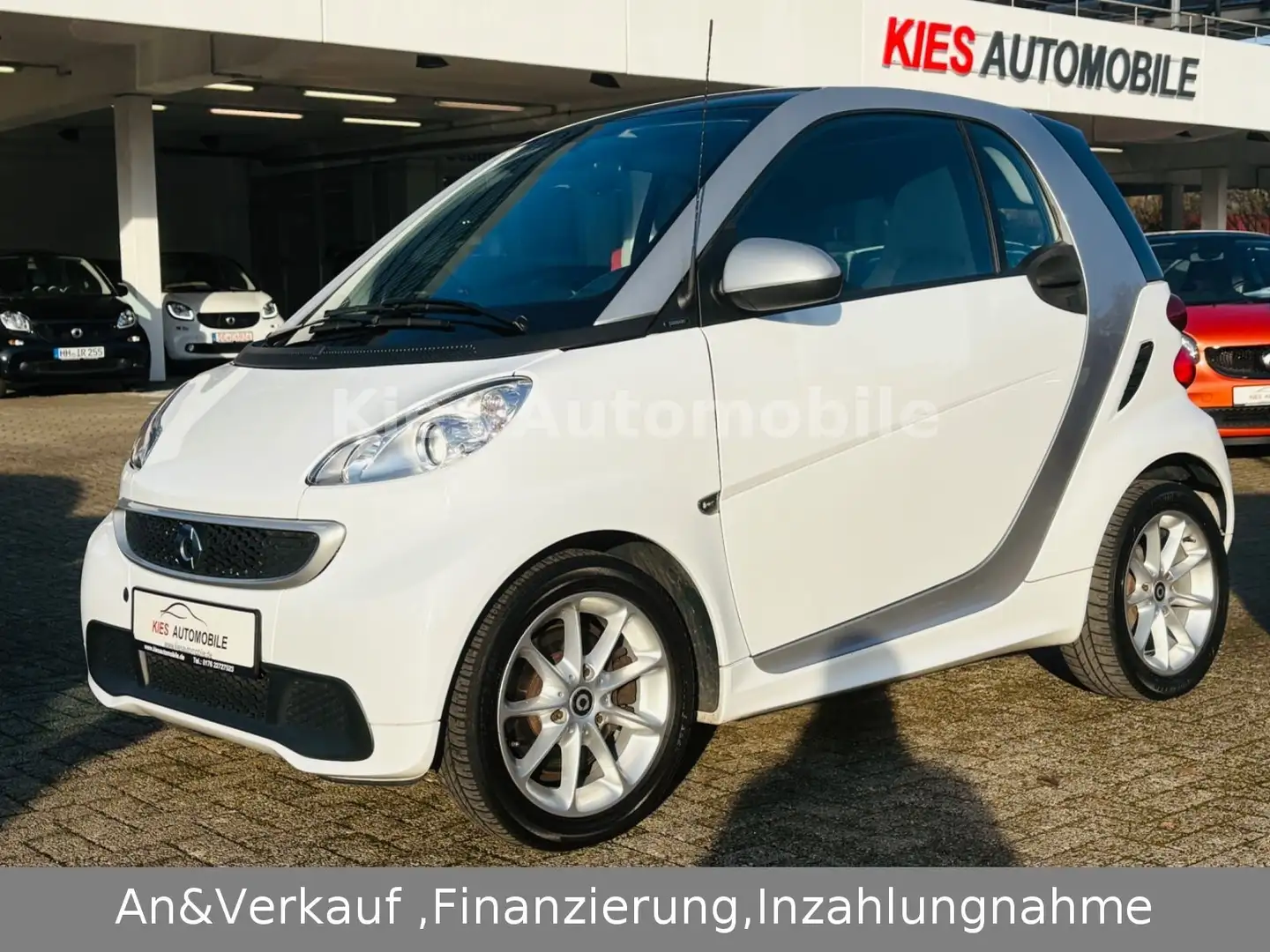 smart forTwo Passion AUTOM/SERVO/KLIMA/PANO/ALU/TÜV Weiß - 1