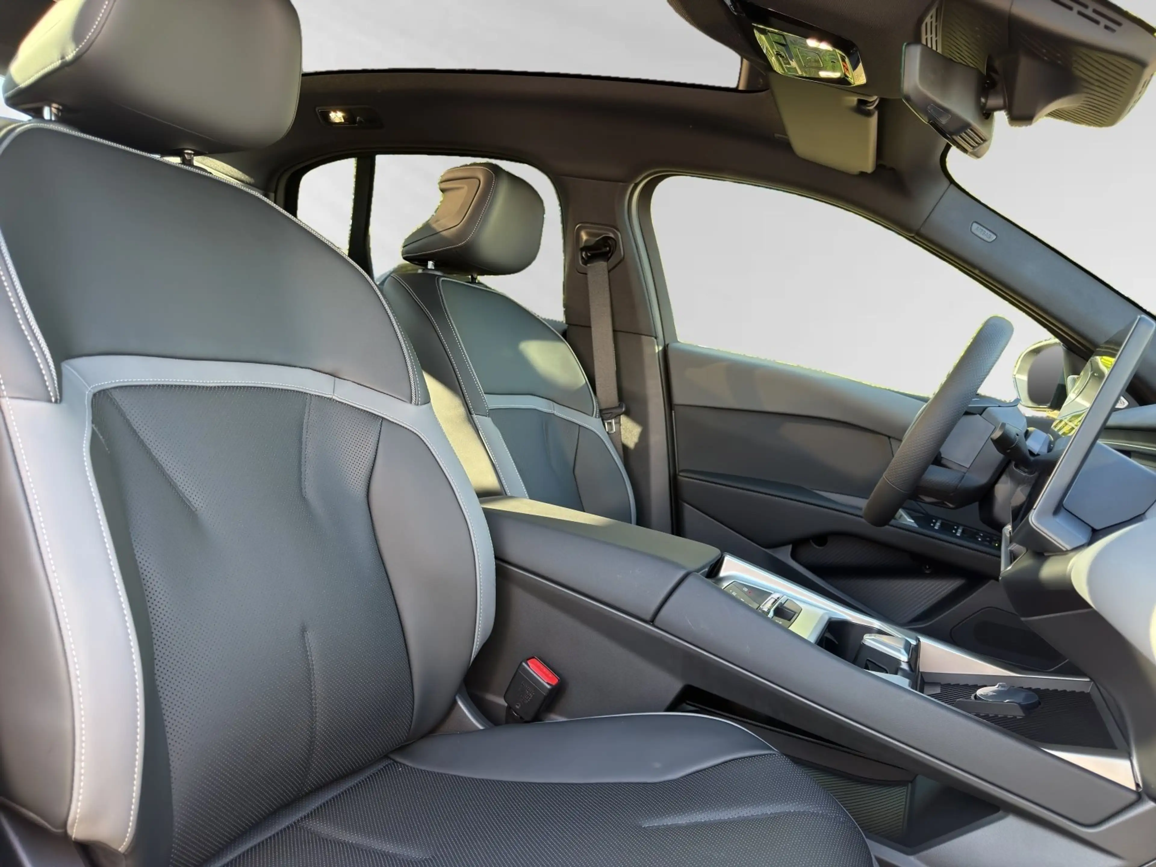 BMW i3 50 xDrive M Sport|AHK|Pano|Autobahn&CityAss. — photo 9